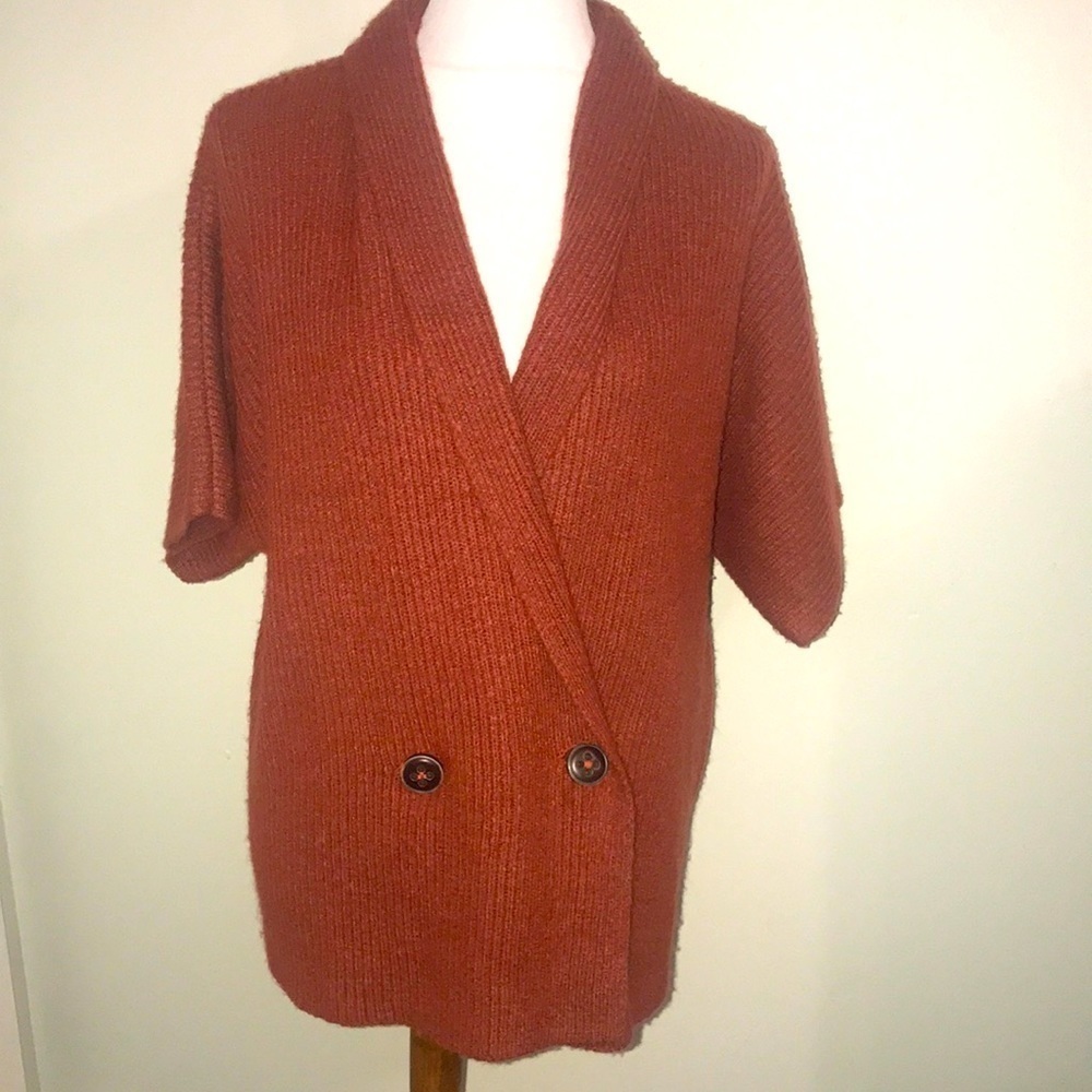 CAbi Rosewood short sleeved cardigan Sz S